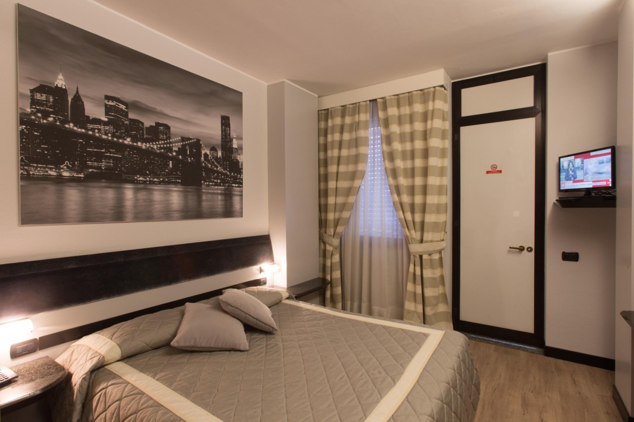 Airport Hotel Malpensa Lonate Pozzolo Exterior photo
